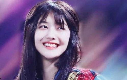 全娱乐圈的明星都在听我吃瓜小说,全民追捧的吃瓜小说